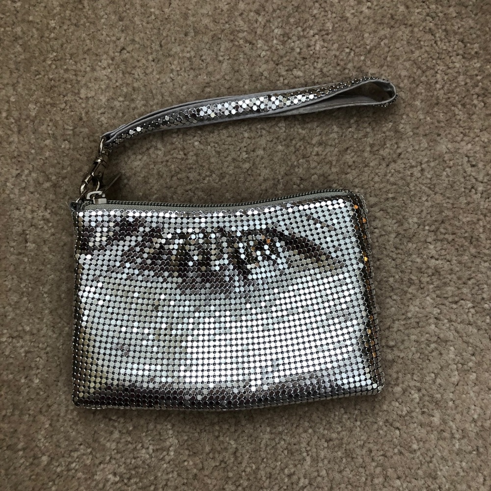 Charming Charlie | Wristlet | Silver